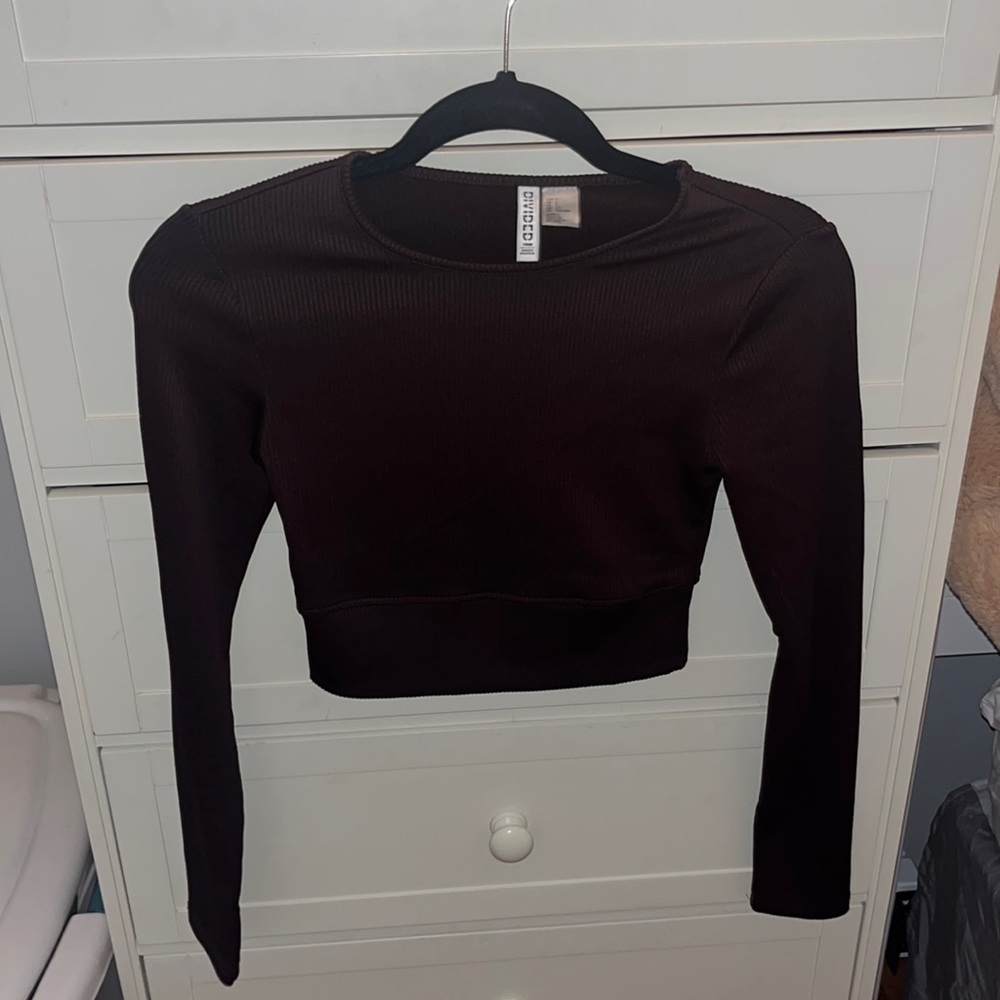 Brown ribbed top